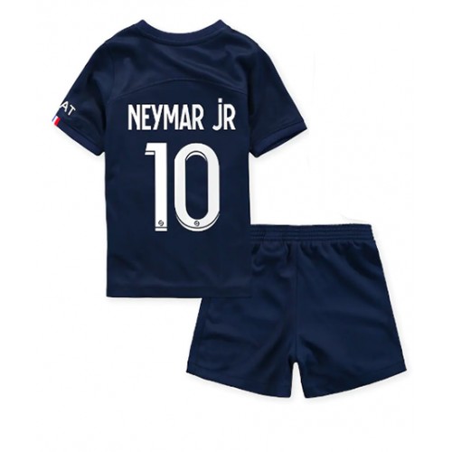 Paris Saint-Germain Neymar Jr #10 Hjemmedraktsett Barn 2022-23 Kortermet (+ Korte bukser) Paris Saint-Germain Neymar Jr #10 Hjemmedraktsett Barn 2022-23 Kortermet (+ Korte bukser)